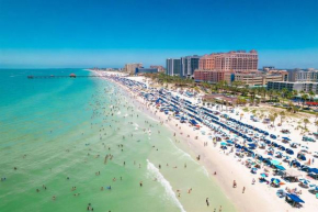 5 Star 30 Steps from Beach l 3m Walk to Rest & Shops